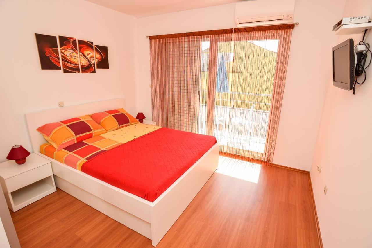 Villa Pino With Pool, Sauna & Jacuzzi Petrcane Exterior photo