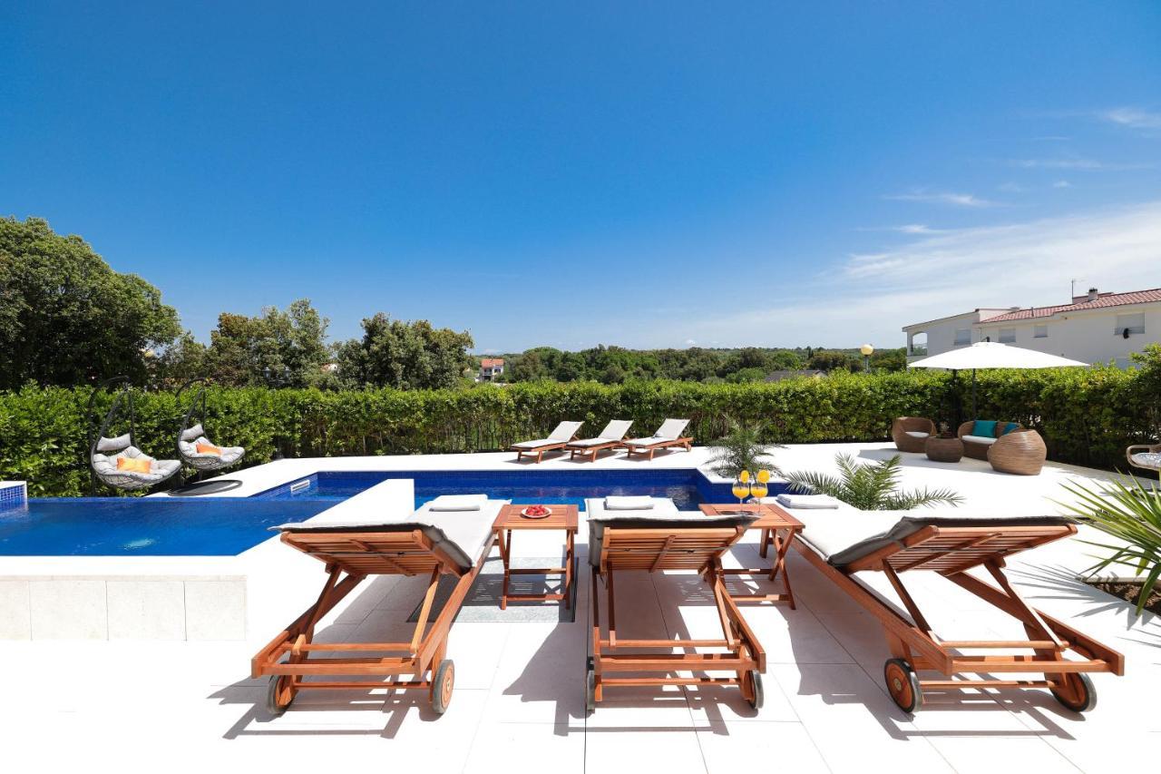 Villa Pino With Pool, Sauna & Jacuzzi Petrcane Exterior photo