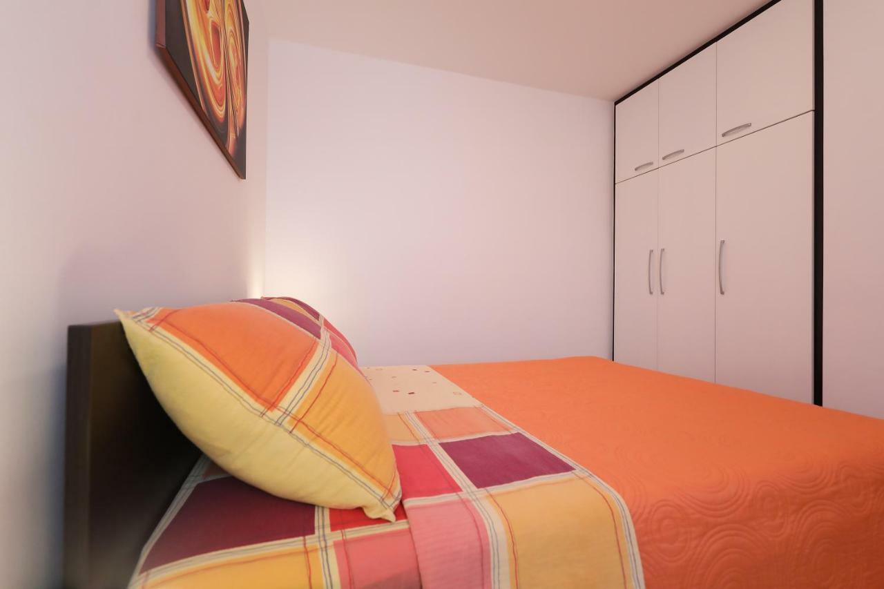 Villa Pino With Pool, Sauna & Jacuzzi Petrcane Exterior photo